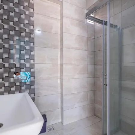 Oeluedeniz Oezel Yuezme Havuzlu Hotel Fethiye
